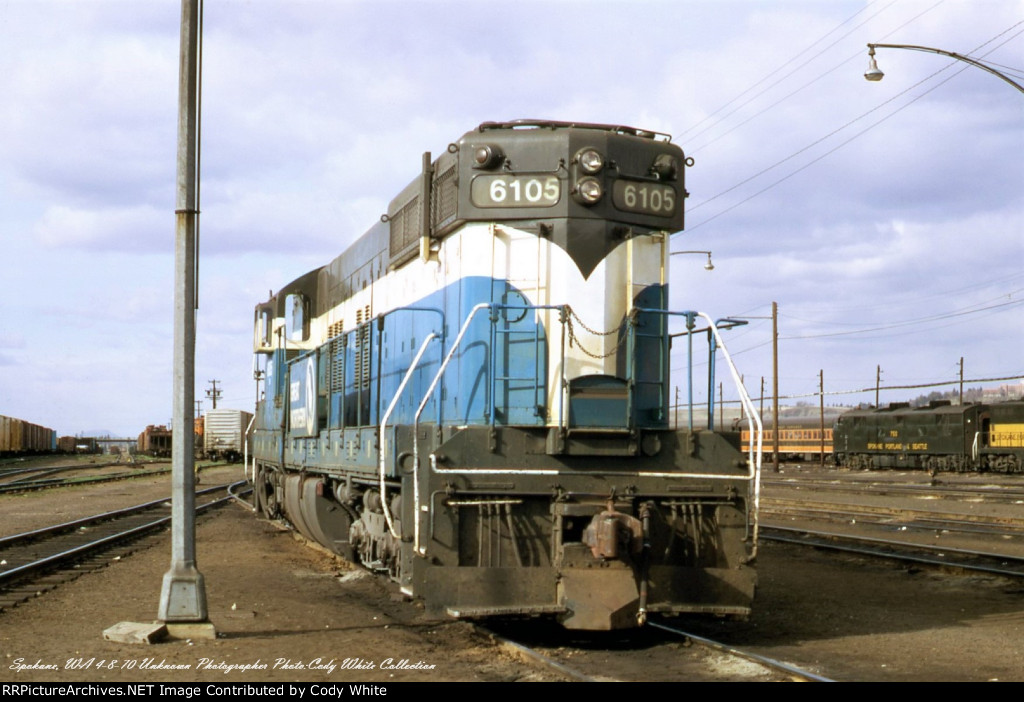 Burlington Northern SD9 6105